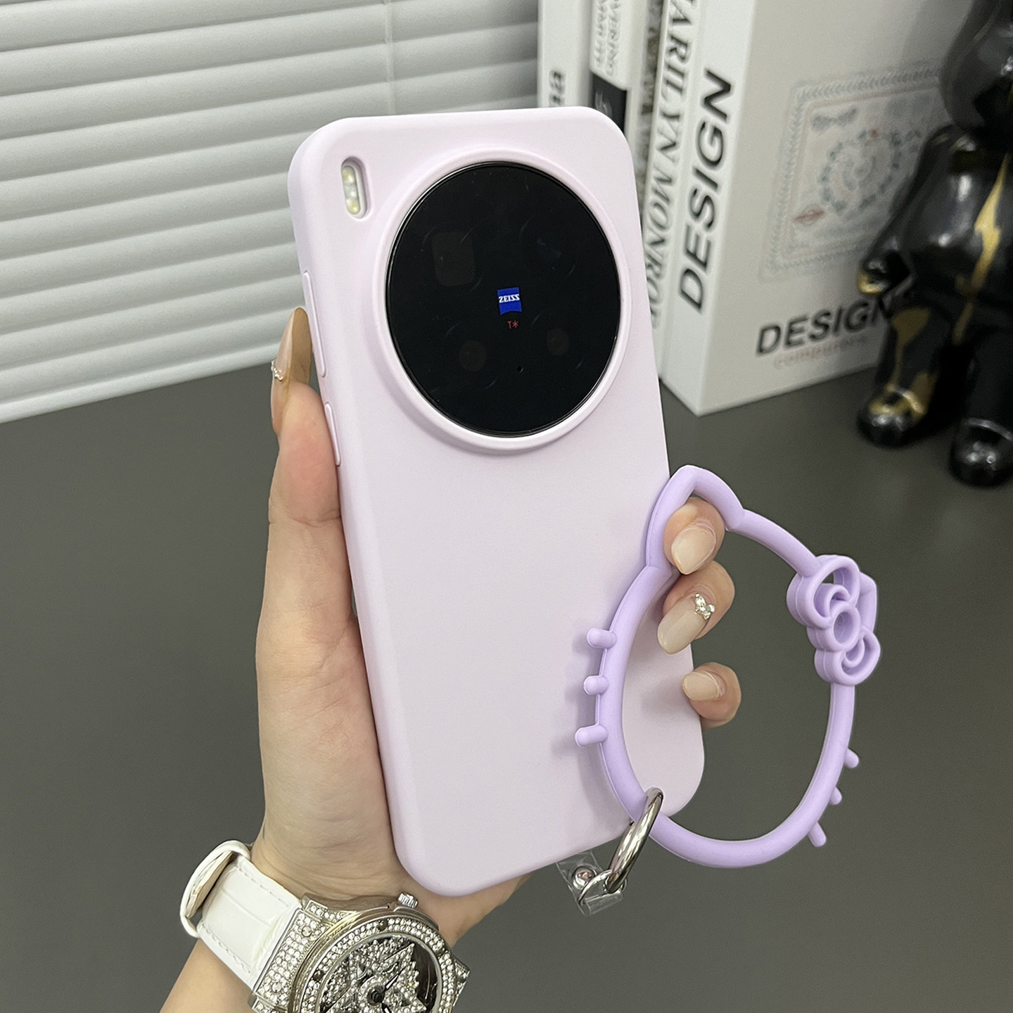 三只鱼【卡通液态硅胶豆紫色手提环】适用vivox300/200/100pro/x200ultra手机壳新款网红防摔全包保护套男女,3C数码配件,手机保护套/壳,淘宝优惠券,粉丝福利购,淘宝优惠卷