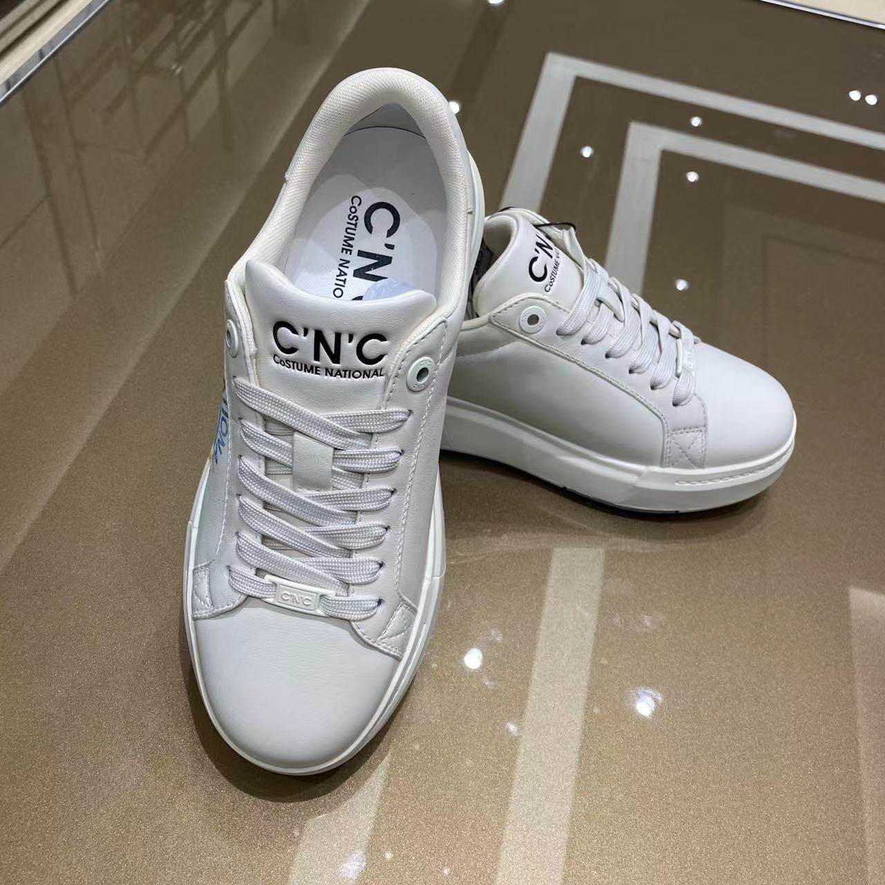 CNC男鞋2023年新款现货进口牛皮牛白色涂鸦休闲时尚轻奢运动板鞋