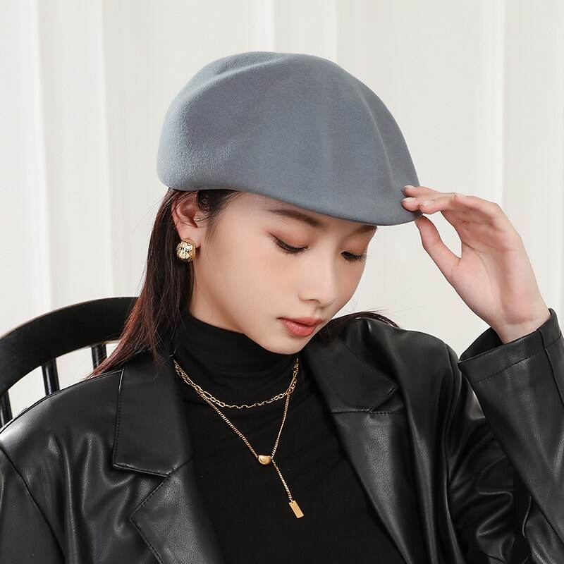诗丹凯萨2023新款羊毛呢帽子女秋冬季时尚报童帽女逛街出游鸭舌帽