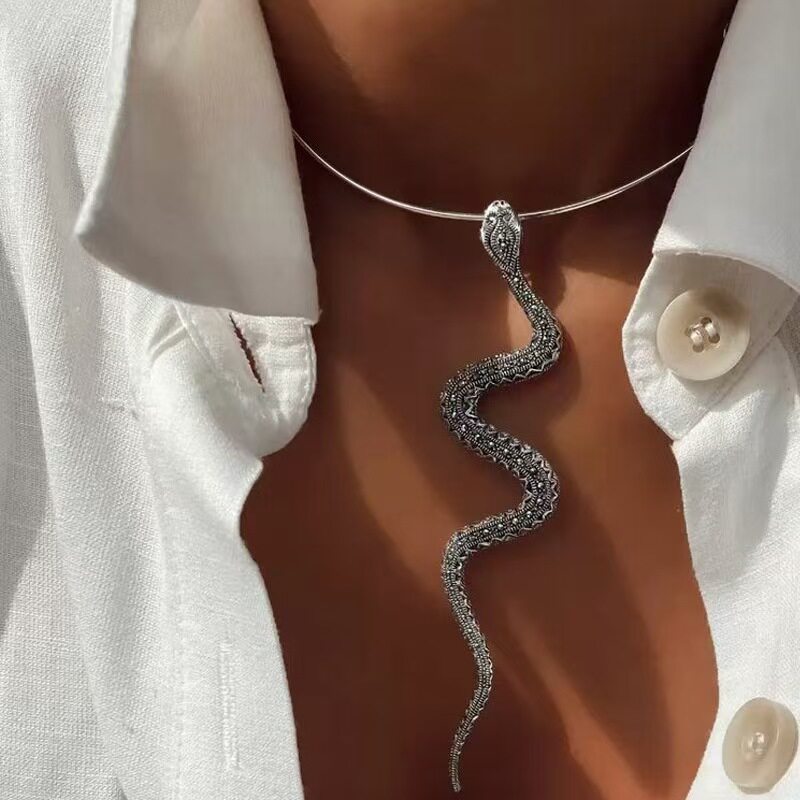 精致简约水钻蛇形夸张项圈女时尚项链性感派对宴会礼服吊坠配饰品