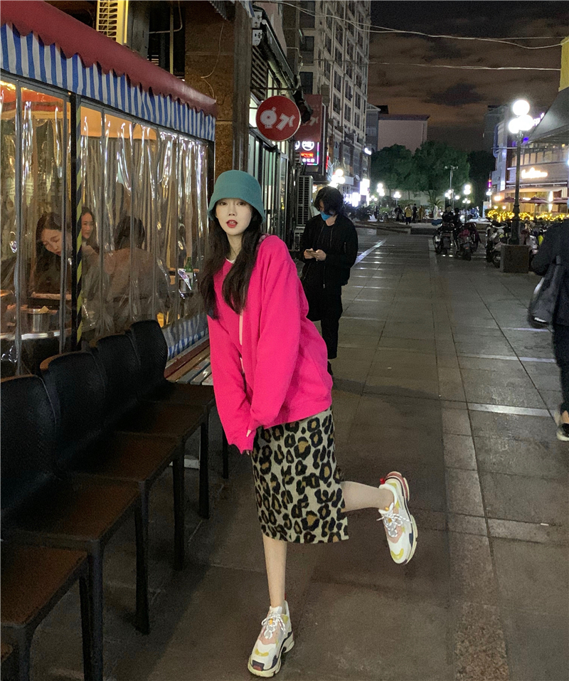 Real price leopard print tweed split knee length skirt + long sleeve Plush sweater pitaya top