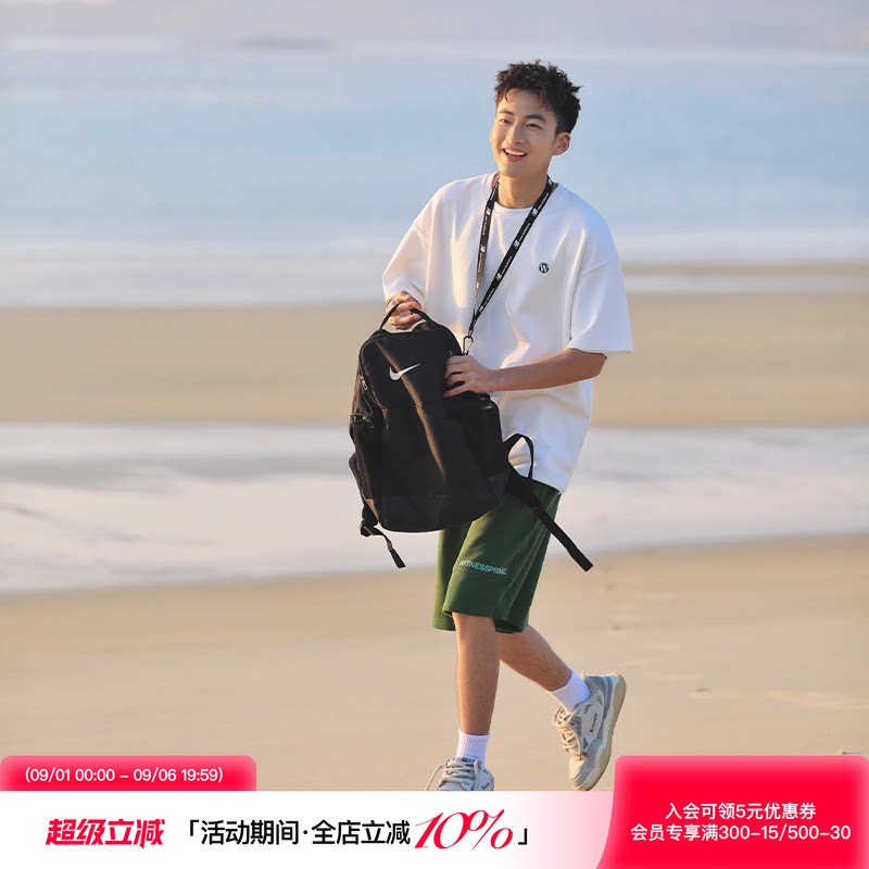 吕小虎短袖开叉刺绣防皱短袖t恤图片