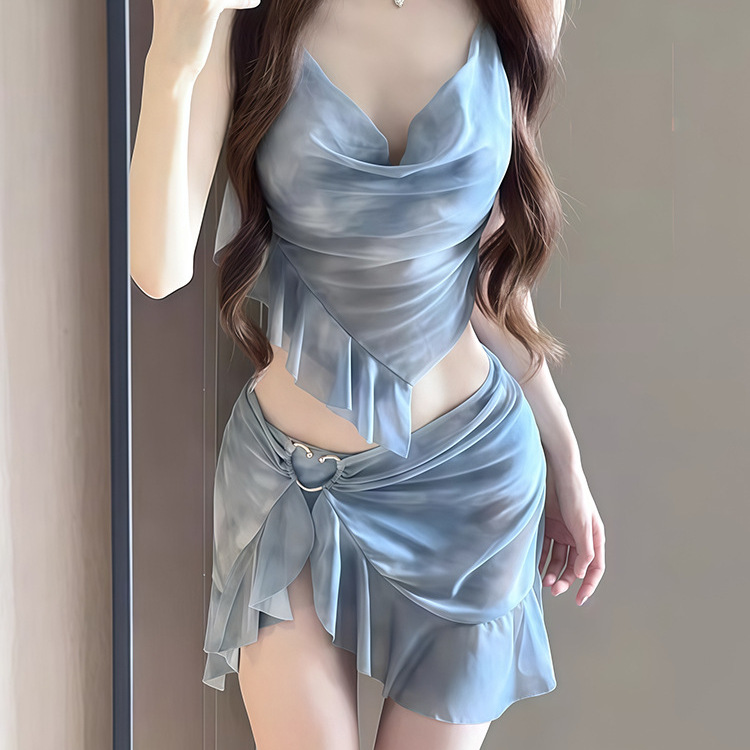 绝美游泳衣女成人2025新款遮肉海边渡假温泉三角性感分体比基尼