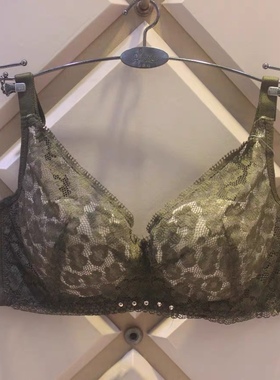 莎莲妮薄款大胸显小调整型文胸超薄胸性感SA18202 18203 19206