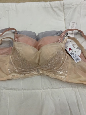 专柜 阿黛尔小胸内衣上身超级好 81710 81632 81615 81609 81526