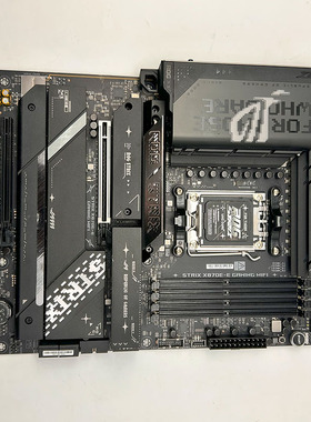 华硕ROG STRIX X870E-E GAMING WIFI AMD AM5大板 猛禽吹雪