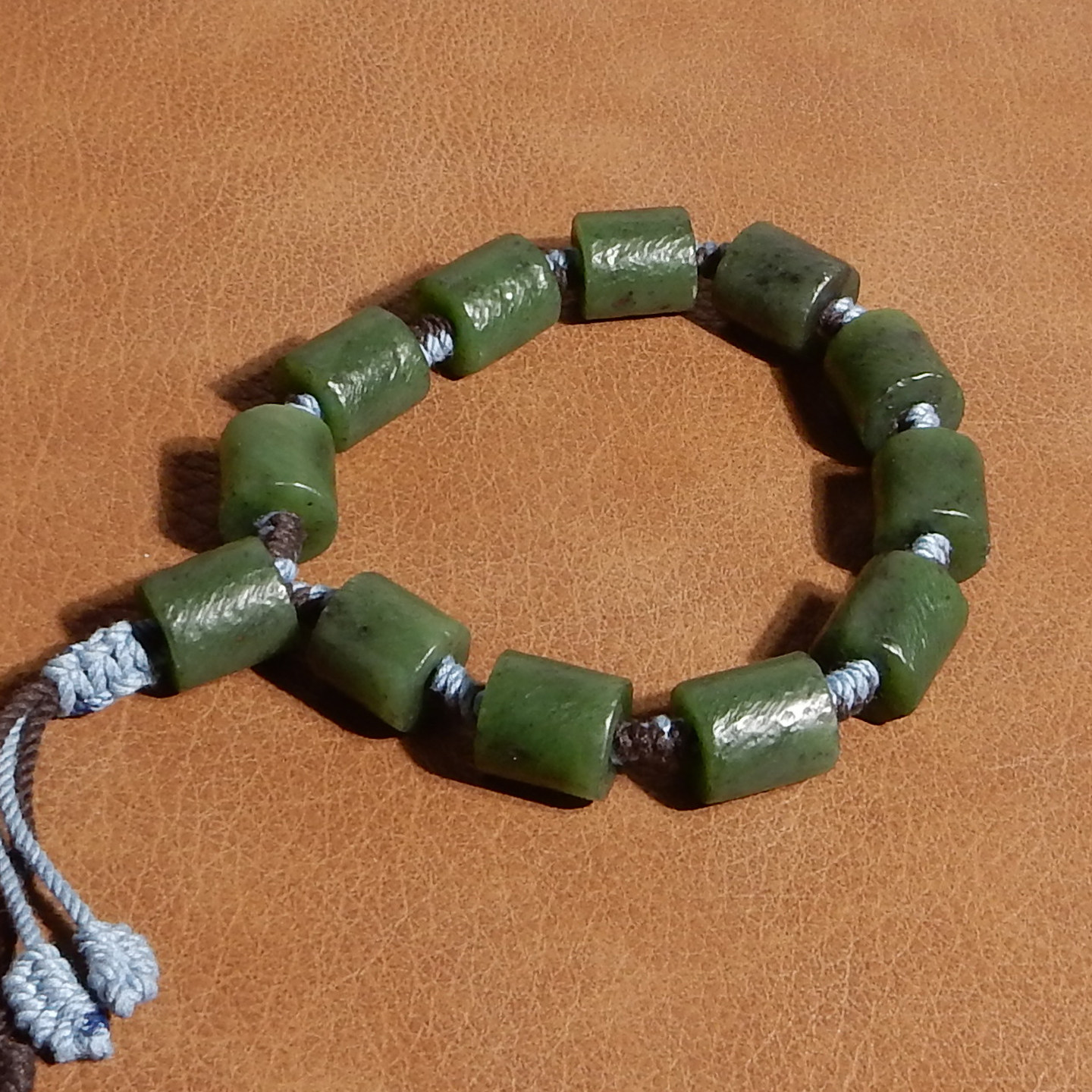 方言和田玉新疆碧玉籽料菠菜绿直径14mm桶珠路路通编织男女手链A6