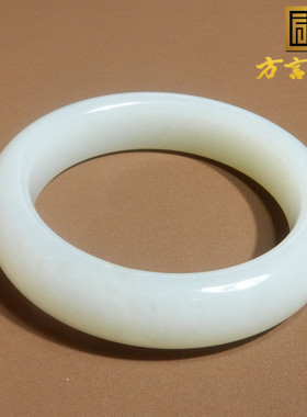 疆细腻温润且末料白玉