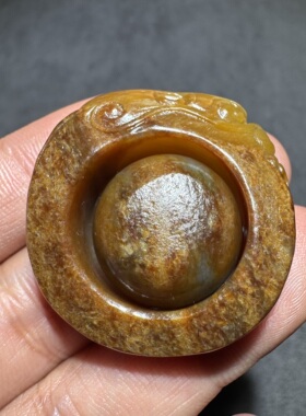 重磅方言新疆玛丽艳罕见红沁皮黄沁肉白玉底三色21mm扳指戒指S