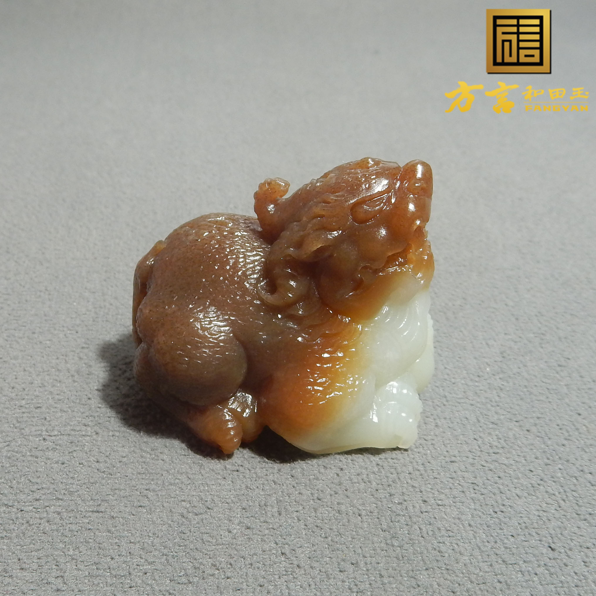 震惊方言精品和田玉新疆且末料红糖白玉鸿运当头貔貅吊坠挂件X3