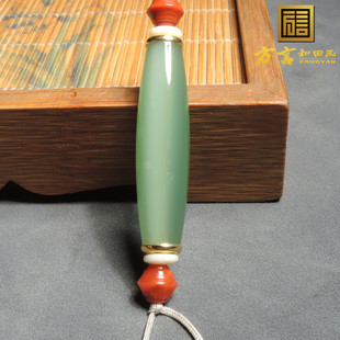 特色级方言精品和田玉俄罗斯细腻粉青起荧光带猫眼碧玉勒子吊坠R5