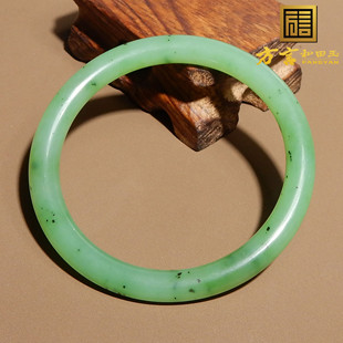 方言和田玉俄料乌兰海碧玉苹果绿猕猴桃意境内径59mm女士手镯子w5