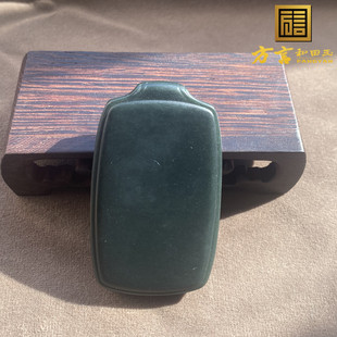 惊呆了方言和田玉精品特色油润细腻沙枣青籽料平安无事牌吊坠子A2