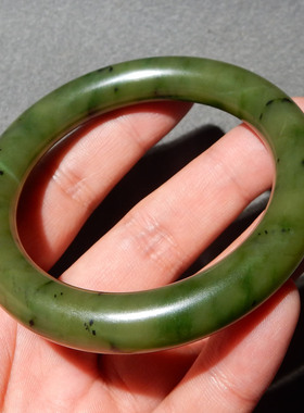 方言和田玉俄料菠菜碧玉手镯