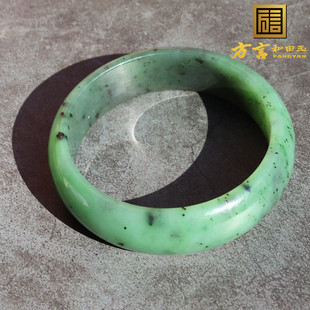 嗨翻天方言和田玉精品特色俄料乌兰海碧玉苹果绿色卡60正装手镯A8