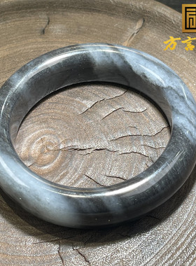 稀方言和田玉收藏级新疆籽料青花丹青水墨黑白分明内径57MM手镯S