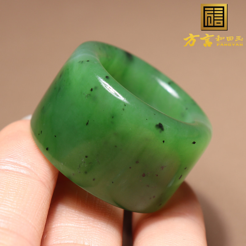 方言精品和田玉俄罗斯老坑料油润高脂白加绿碧玉卡22mm戒指扳指O2