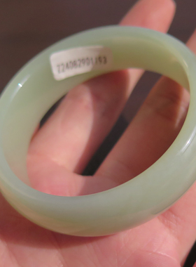 年度巨漏方言和田玉新疆且末老坑料细油润青白玉54mm宽版手镯X5