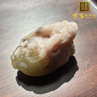 收藏级方言和田玉新疆玉且末金山料收藏级精品桃花玉龙龟吊坠w1