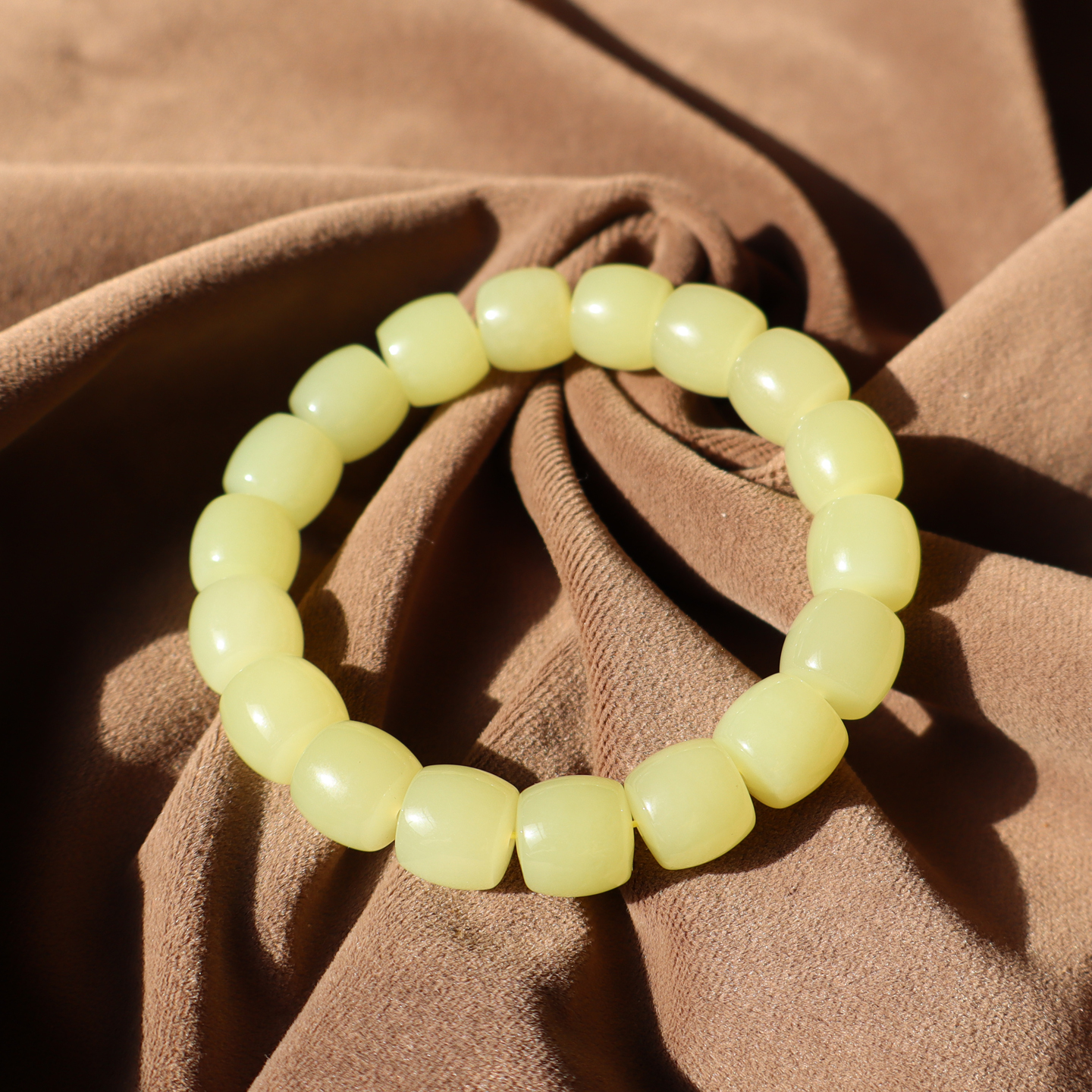 新疆若羌正黄口料卡12mm直切手串