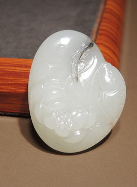 惊呆方言品牌和田玉特惠精品高脂糯黑皮白玉籽料莲花鱼吊坠挂件h2