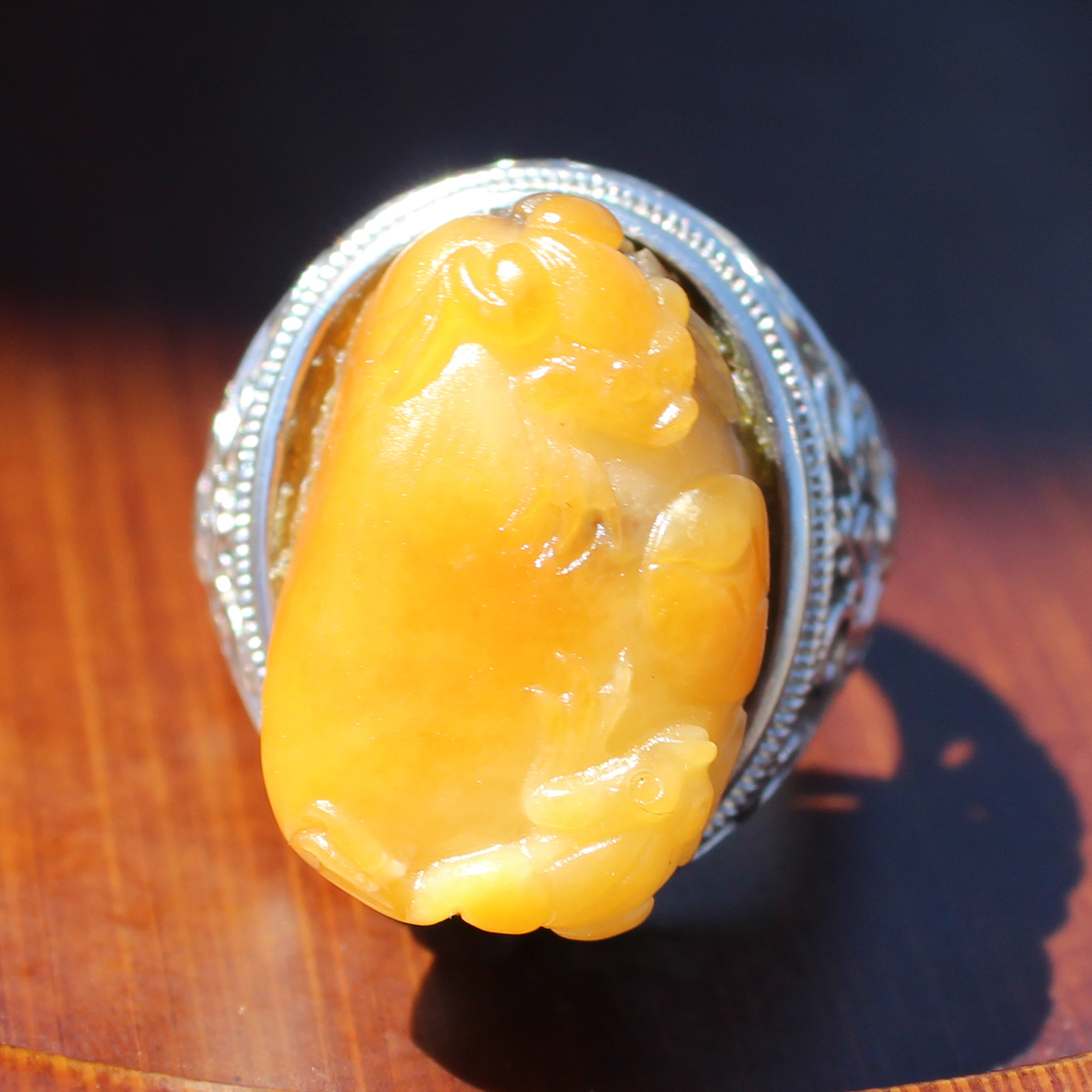 方言和田玉新疆金包银黄沁籽料925银镶玉独籽原石呱呱来财戒指A1