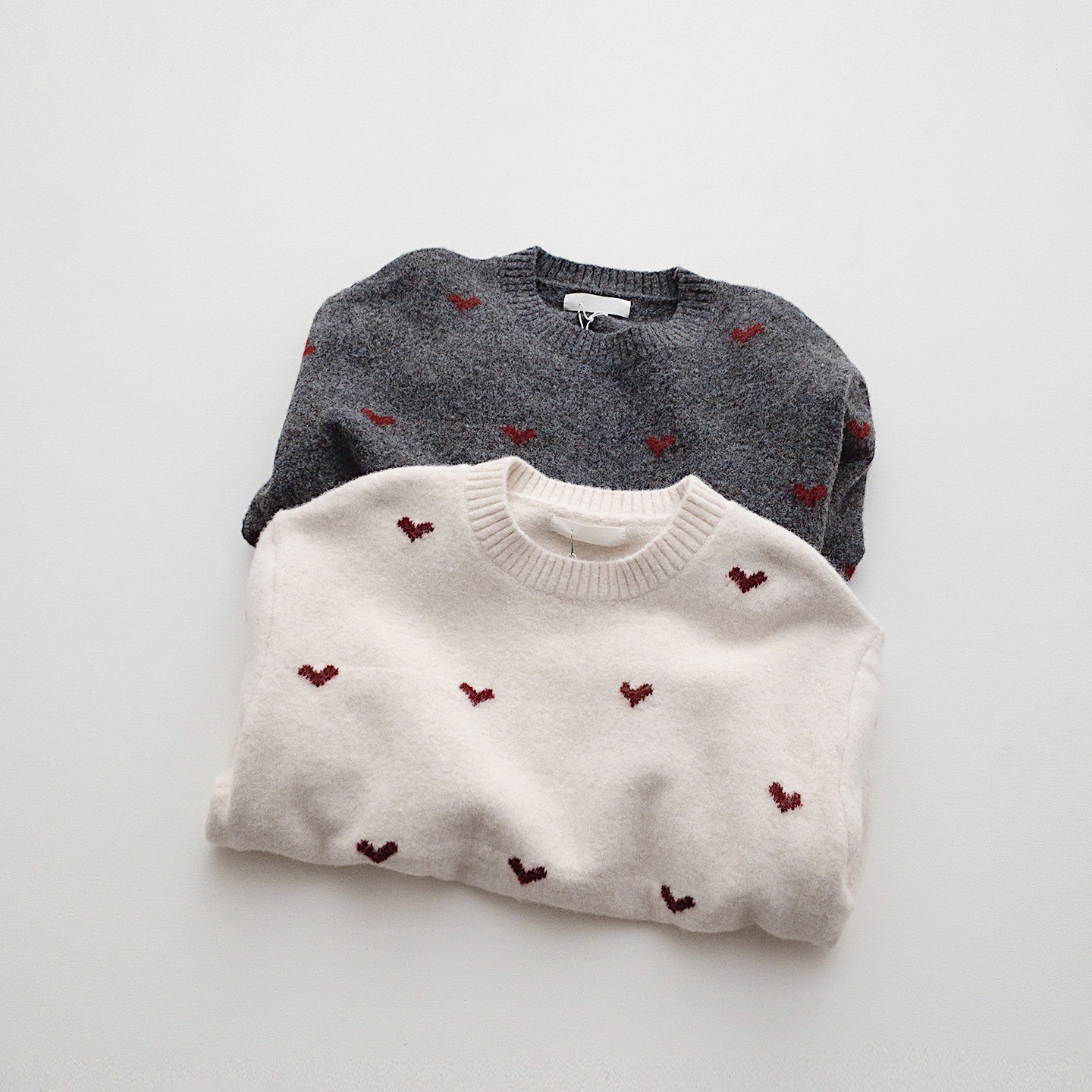 TOMATO SHOP 厚乳奶酪~软糯亲肤的少女爱心圆领套头毛衣