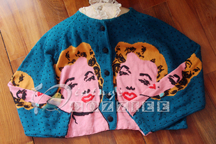 百变梦露。美国Vintage手工钉珠刺绣 红唇波普艺术 短款长袖毛衣