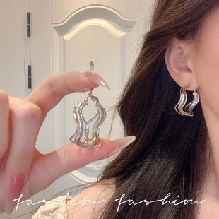 银针欧美波浪不规则圆形吊坠金属耳圈时尚 百搭耳环小众设计感耳饰