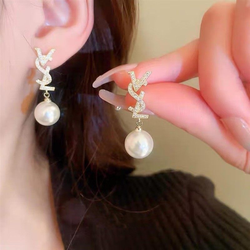 高级感电镀气质风爆款耳坠秋冬