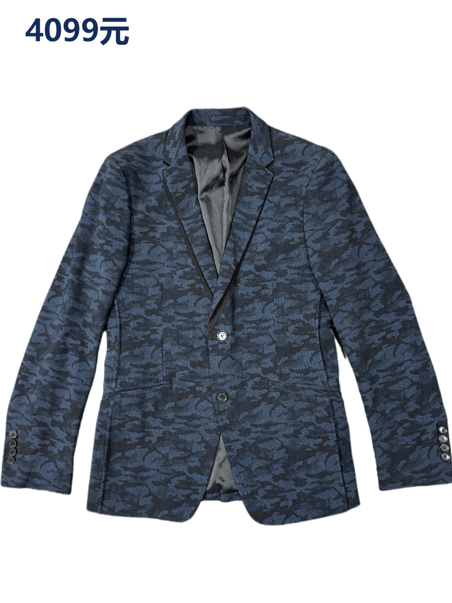 一线品牌正品4099元男士时尚西服