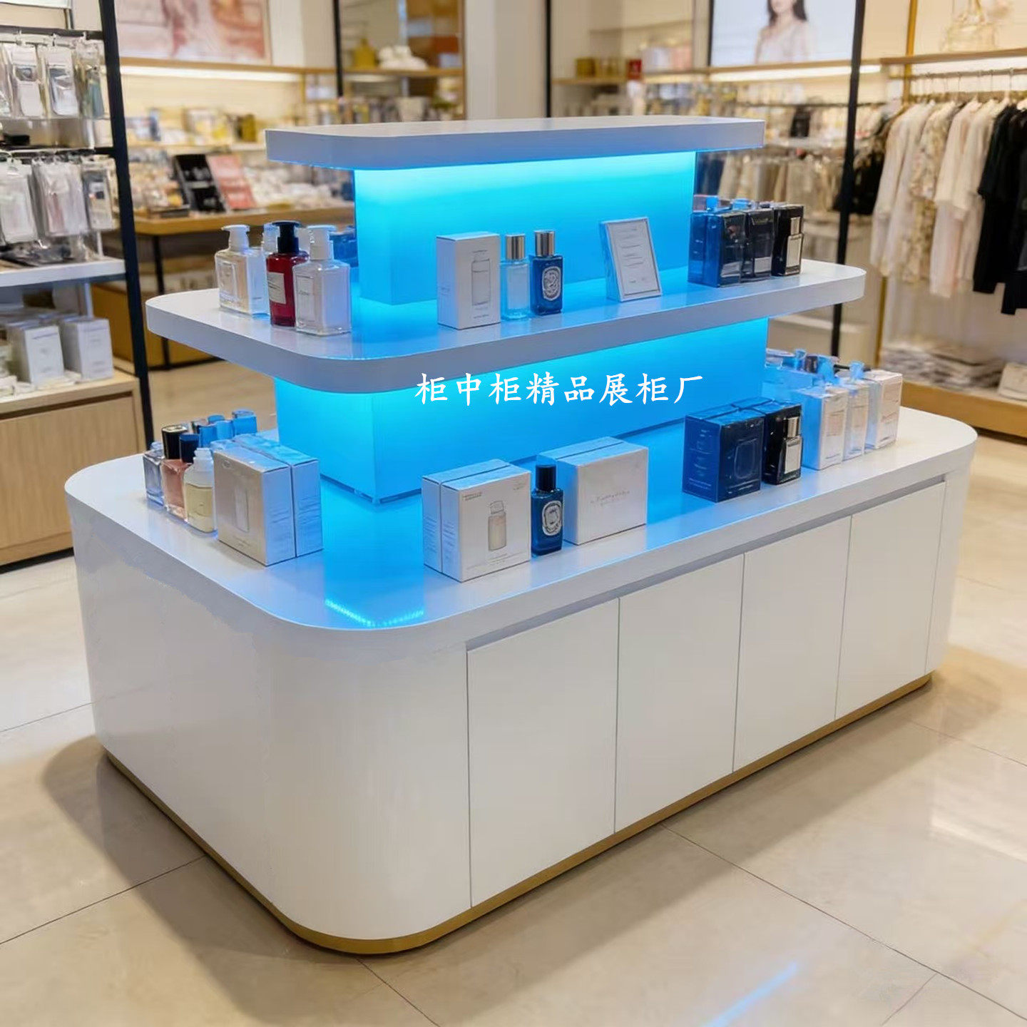 鞋店中岛展示台假发展示柜台展厅三层产品展柜伴手礼公司样品展柜