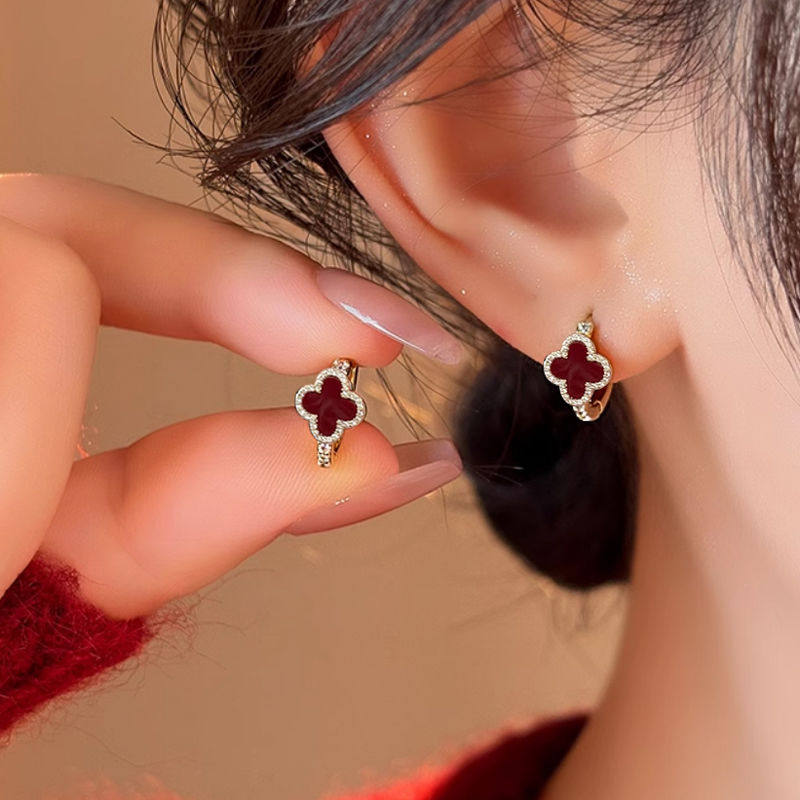 安可拉红耳扣四叶草高端小耳圈女独特2025耳环耳钉新款爆款耳饰,饰品/流行首饰/时尚饰品新,耳环,淘宝优惠券,粉丝福利购,淘宝优惠卷