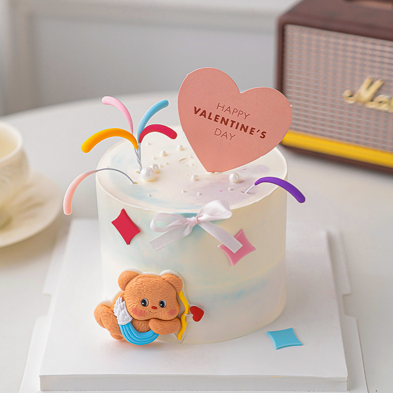 2.14情人节蛋糕装饰软陶黄油小熊摆件情人节快乐爱心卡片情侣插件