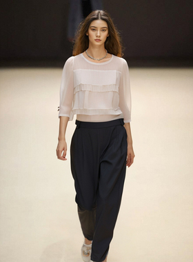 秋装秋季帛逸通勤阔腿裤白色黑色高腰百褶蛋糕圆领长袖连体衣裤子