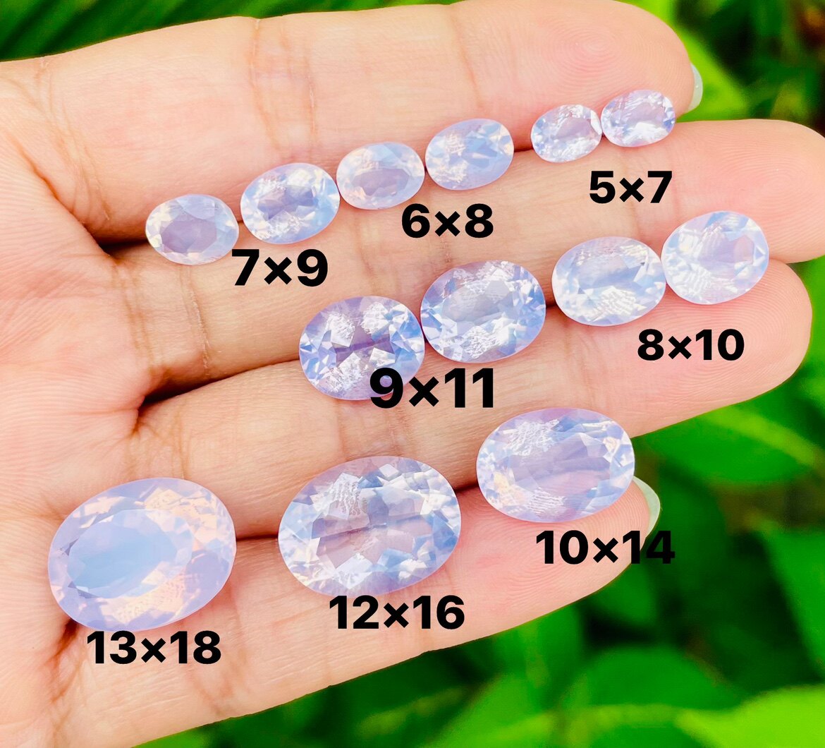 紫水晶天然宝石薰衣草色裸石戒面图片