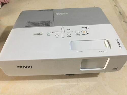 Epson/爱普生 EMP-83+内置安卓无线蓝牙手机投屏电视直播
