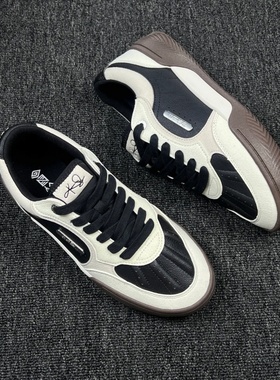 安踏 欧文KAI Tribe 男休闲板鞋减震耐磨低帮情侣鞋112511801