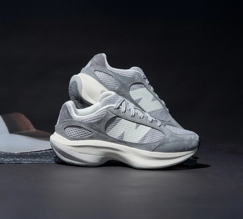 New Balance Wrpd Runer 系列 男女厚底复古运动 跑步鞋 UWRPDCCB