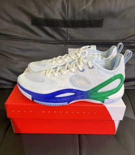 安踏水花7 112521131 弦科技防滑耐磨抓地低帮全掌氮科技篮球鞋