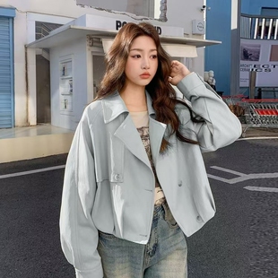 高端皮衣翻领气质短款蛋白皮外套女春2026新款柔软蓝色机车上衣女