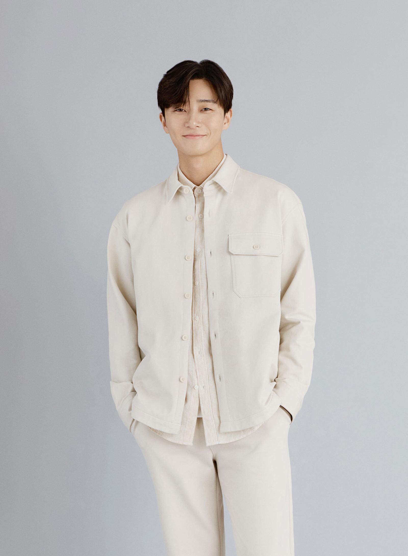 韩国代直邮ziozia朴叙俊画报款2022春折扣纯色百搭口袋休闲衬衫