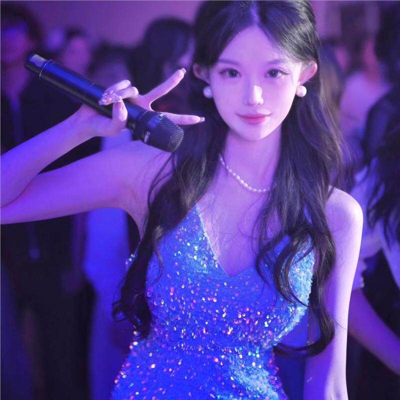 蓝色亮片鱼尾吊带裙露背主持晚礼服高级感成人礼约会聚会连衣裙长