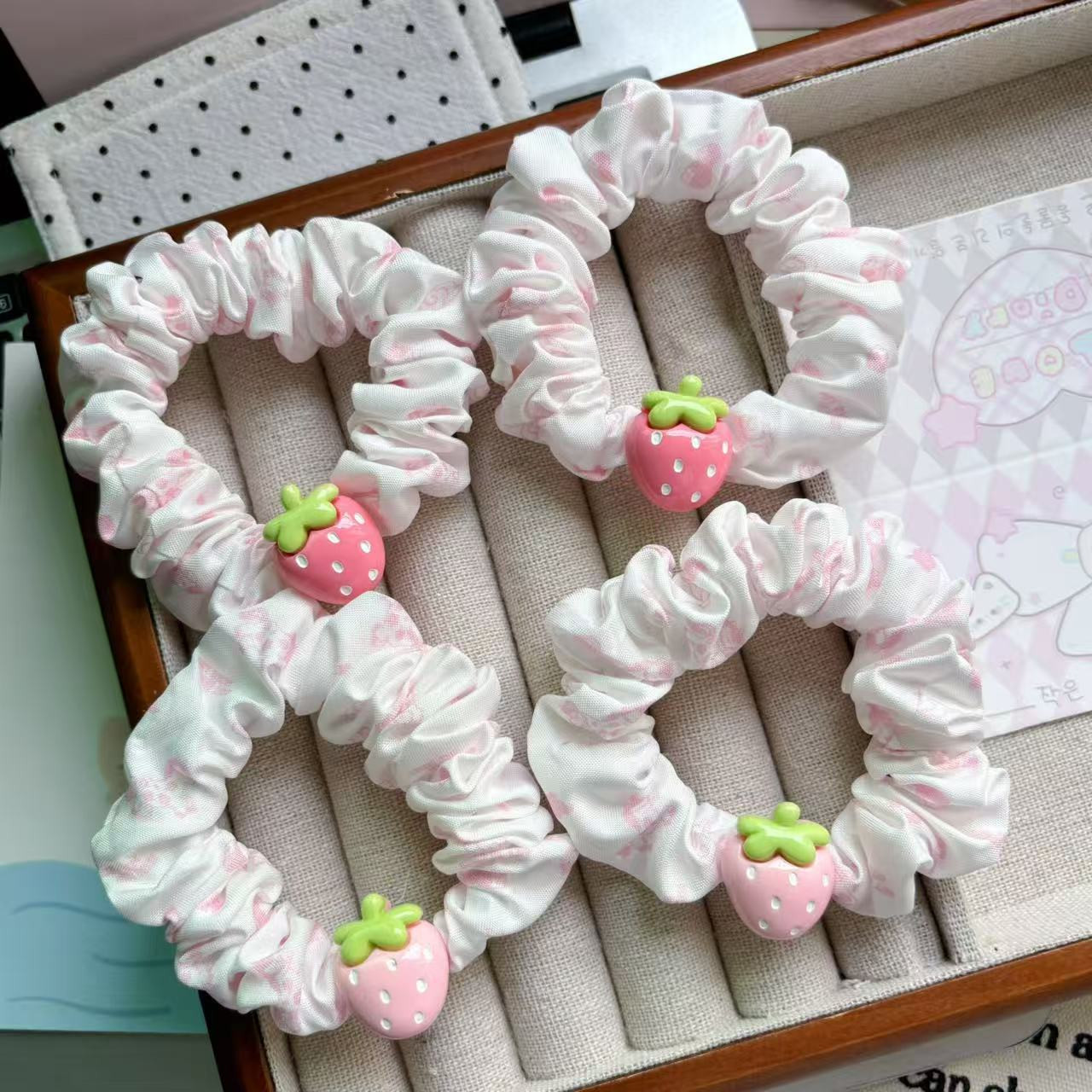 可爱草莓少女发圈小肠皮筋