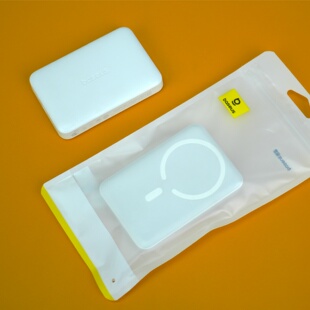 【3C认证可上飞机】倍思磁吸无线充电宝22.5W快充10000mAh