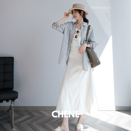 CHENE伊伊复古感分割结构设计佰搭显瘦白色鱼尾牛仔半裙女