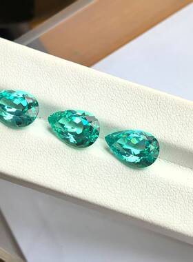 焰熔法合成浅蓝绿色蓝宝石裸石 8*12mm水滴高精切 全返火实物超美
