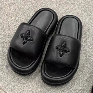 吴宣仪同款黑色系列十字花气球一字拖女松糕厚底增高面包拖鞋外穿