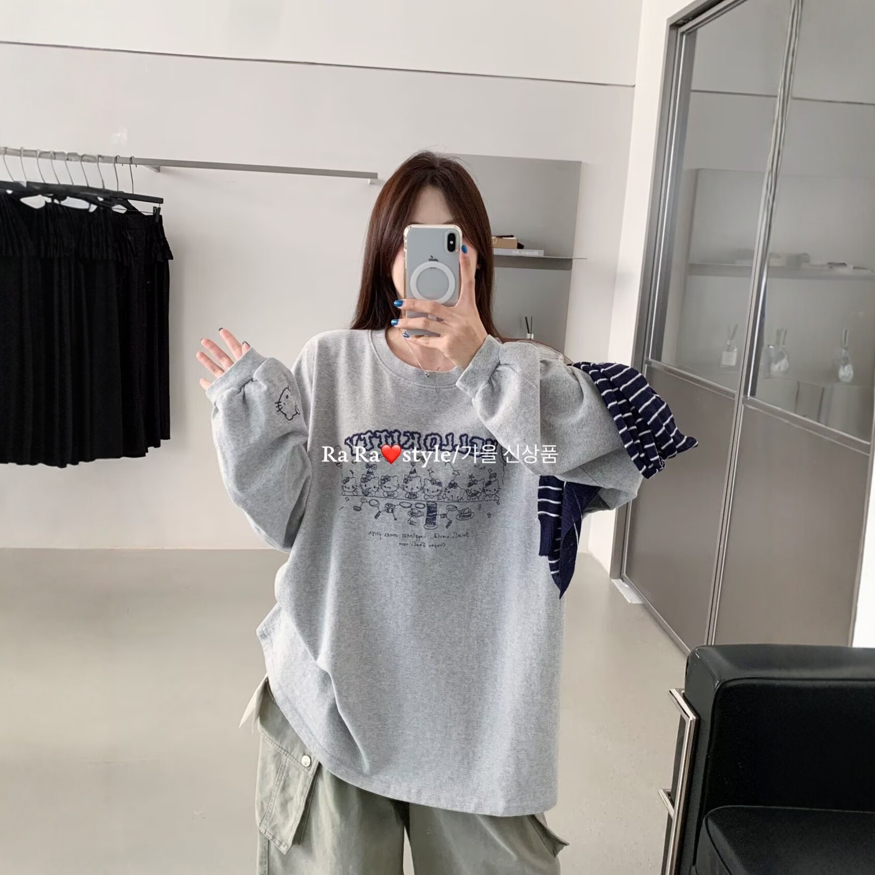 RARA STYLE2026秋冬韩版刺绣hello Kitty印花加厚磨毛圆领长袖T恤