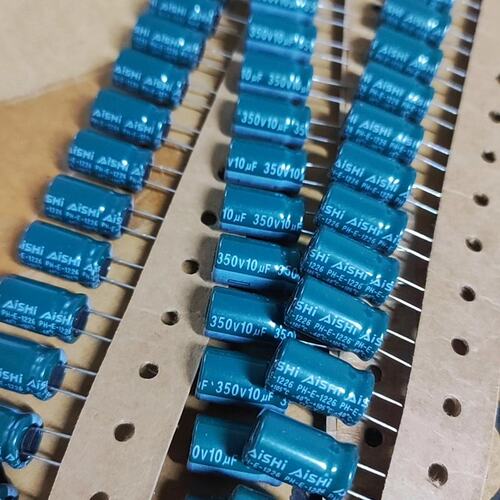 议价1200只 350v10uf艾华高频低阻长寿命铝电解电容可维修